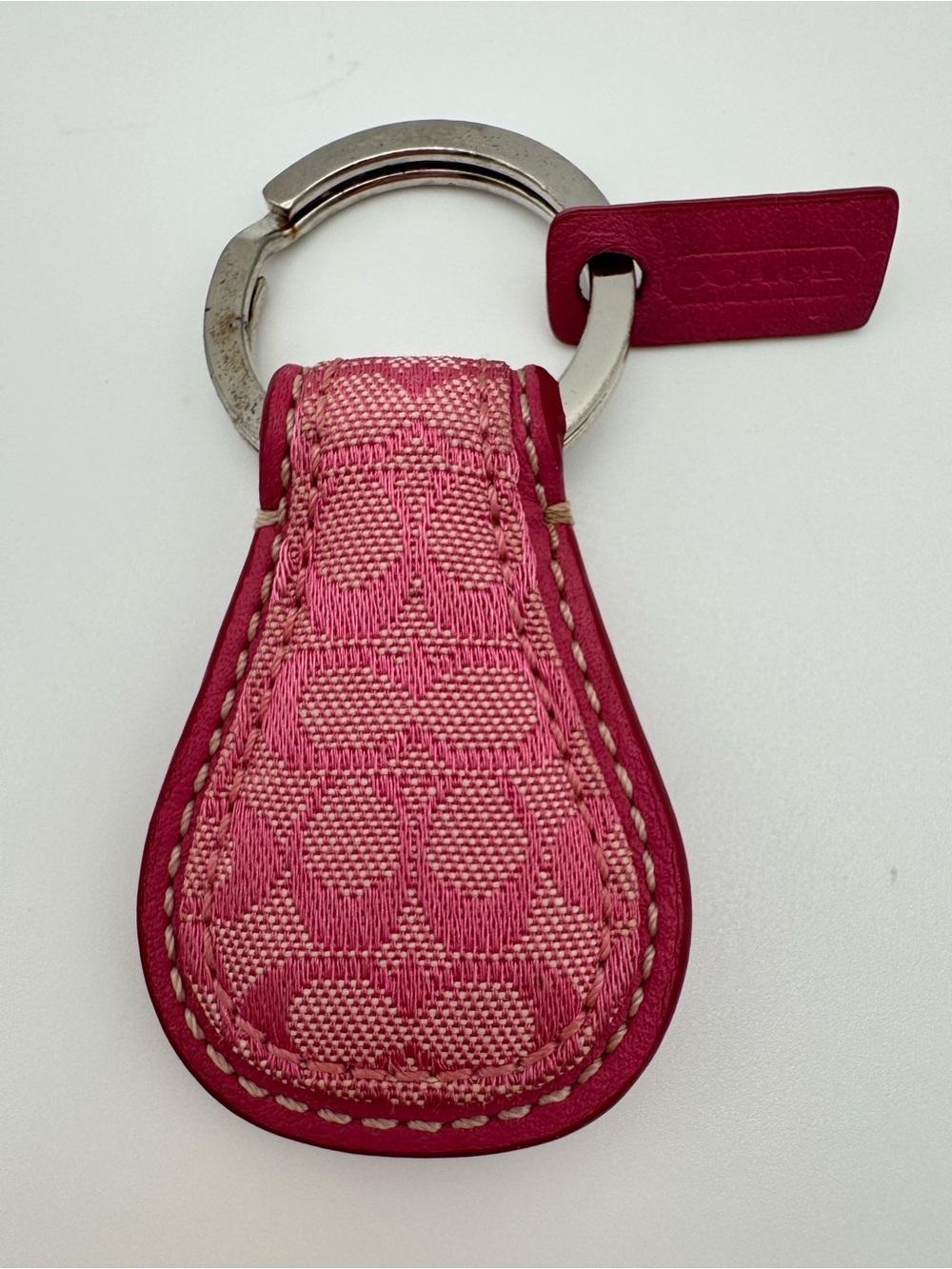 Vintage Y2K Coach 7350 Pink Signature C Jacquard Teardrop Key Fob Bag Charm